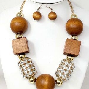 Elegant Gold and Brown Necklace Set